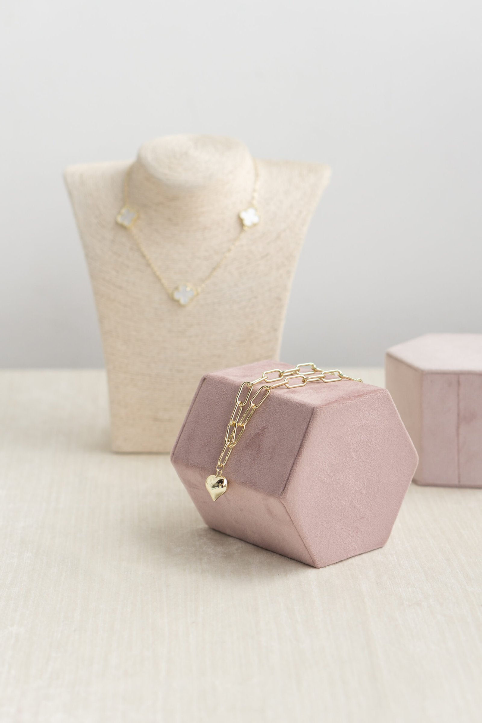 DSC03852 Collares 4 - Imagen 1